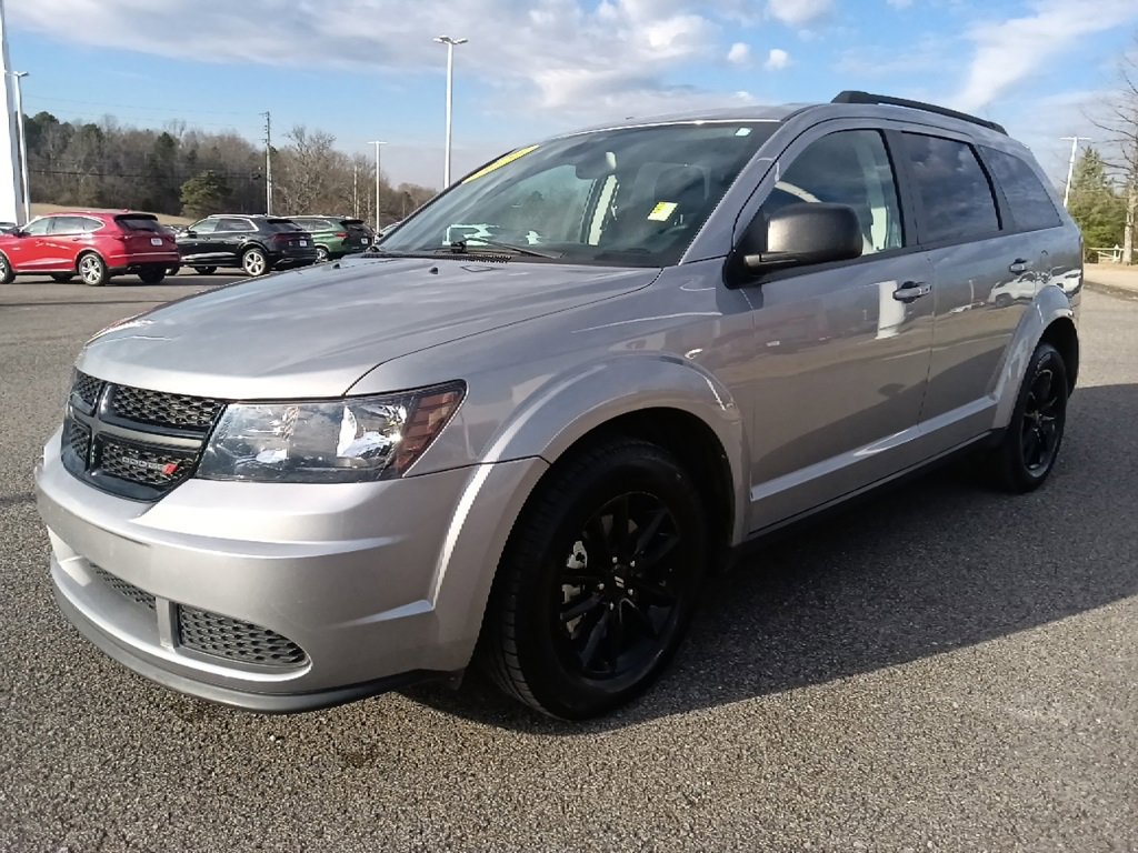 Used 2020 Dodge Journey SE w/ SE Popular Equipment Group image 7