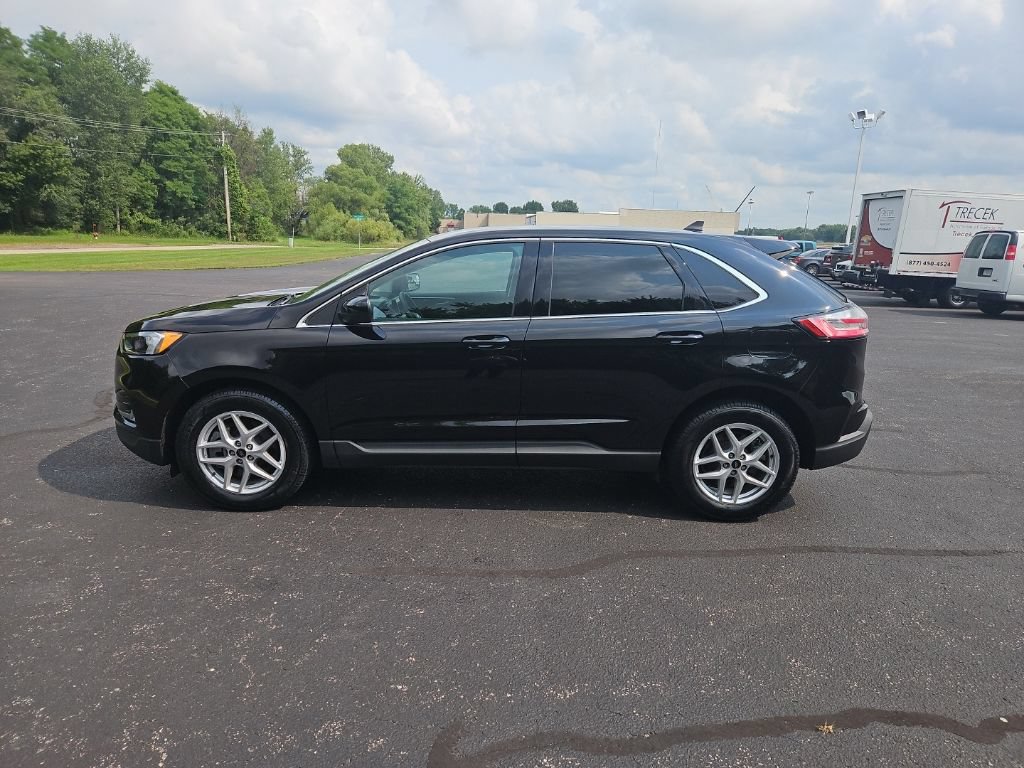 Used 2024 Ford Edge SEL w/ Convenience Package AWD/4WD image 4