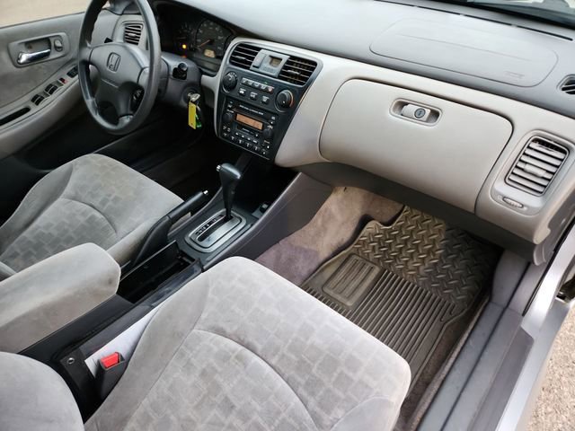 Used 2001 Honda Accord EX image 25