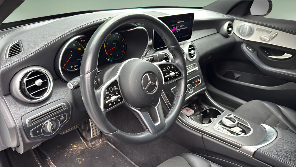 Used 2021 Mercedes-Benz C 300 4MATIC Sedan image 13