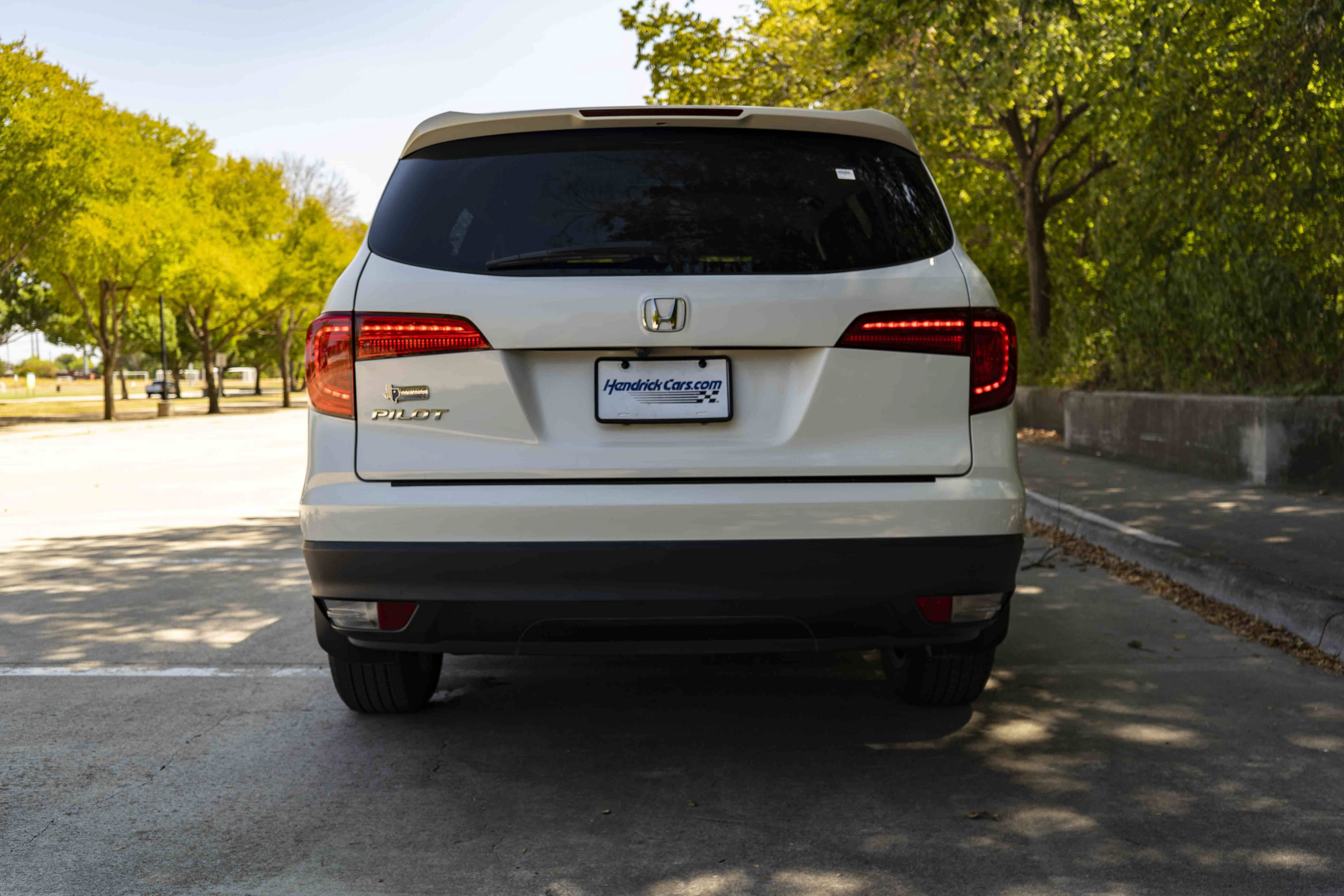 Certified 2017 Honda Pilot EX-L image 8
