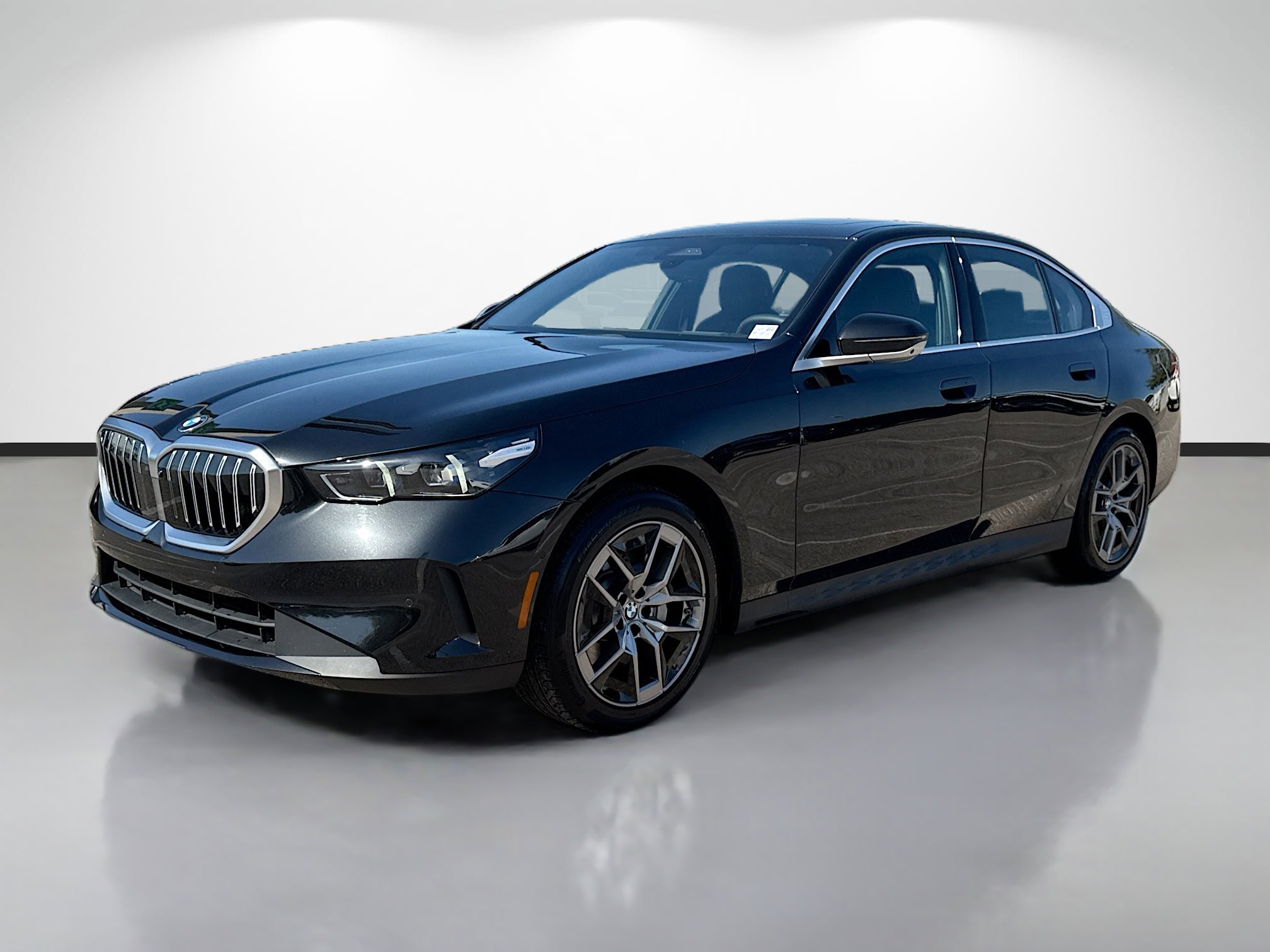 Used 2026 BMW 530i xDrive image 7