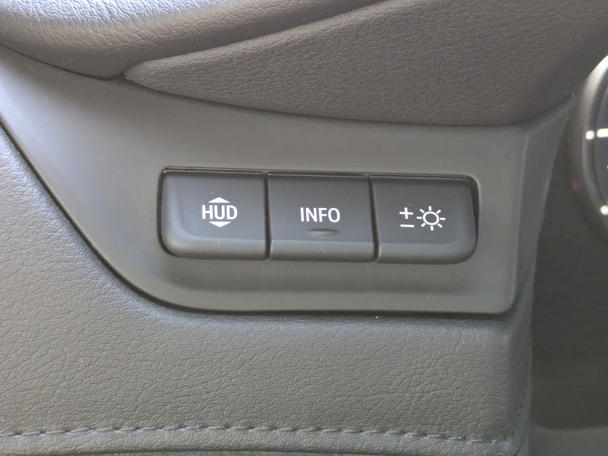 Used 2019 Cadillac Escalade Luxury image 24