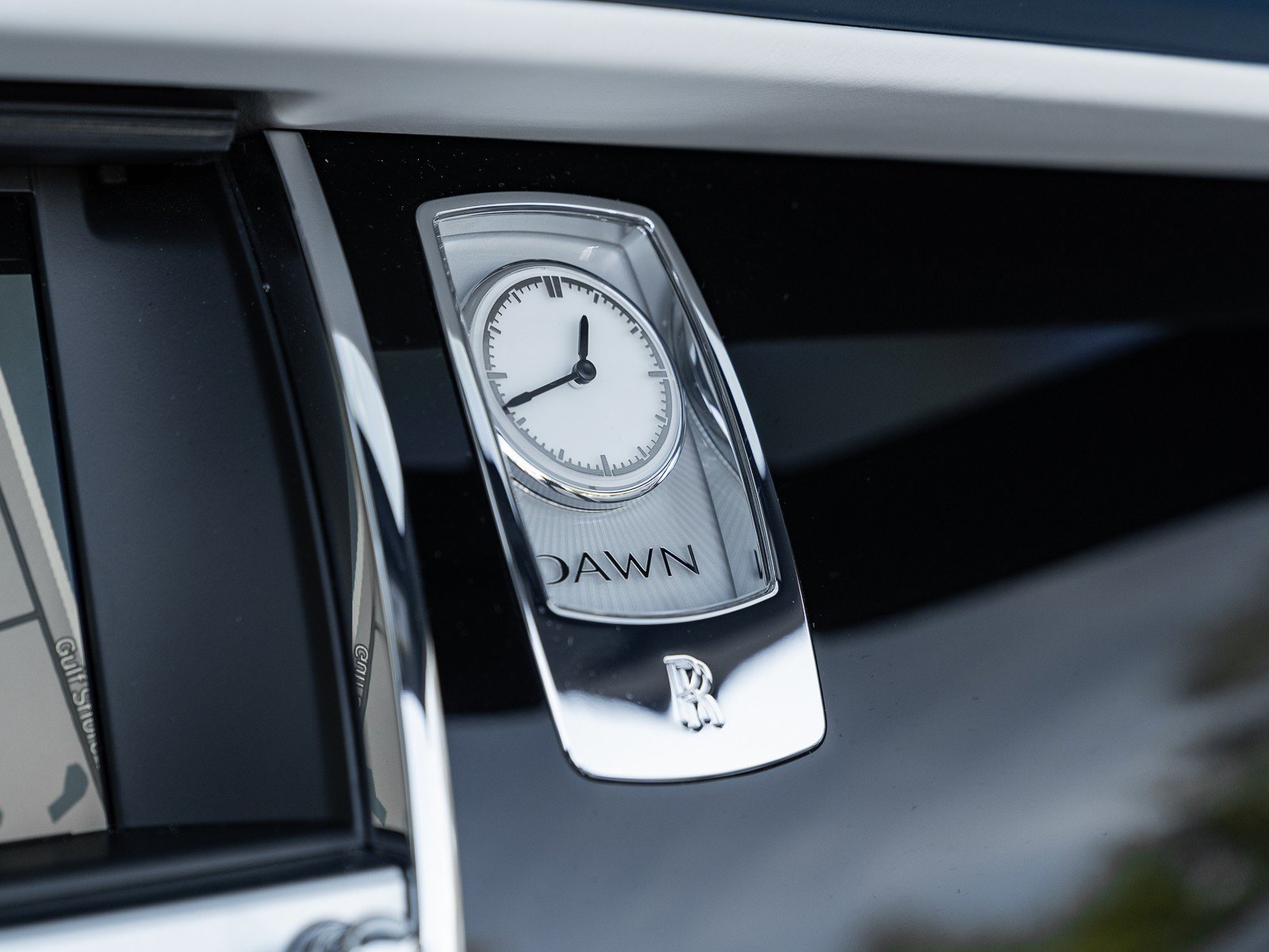 Used 2018 Rolls-Royce Dawn image 38