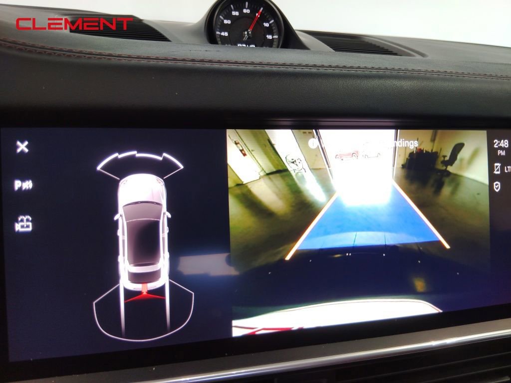 Used 2022 Porsche Cayenne S image 23