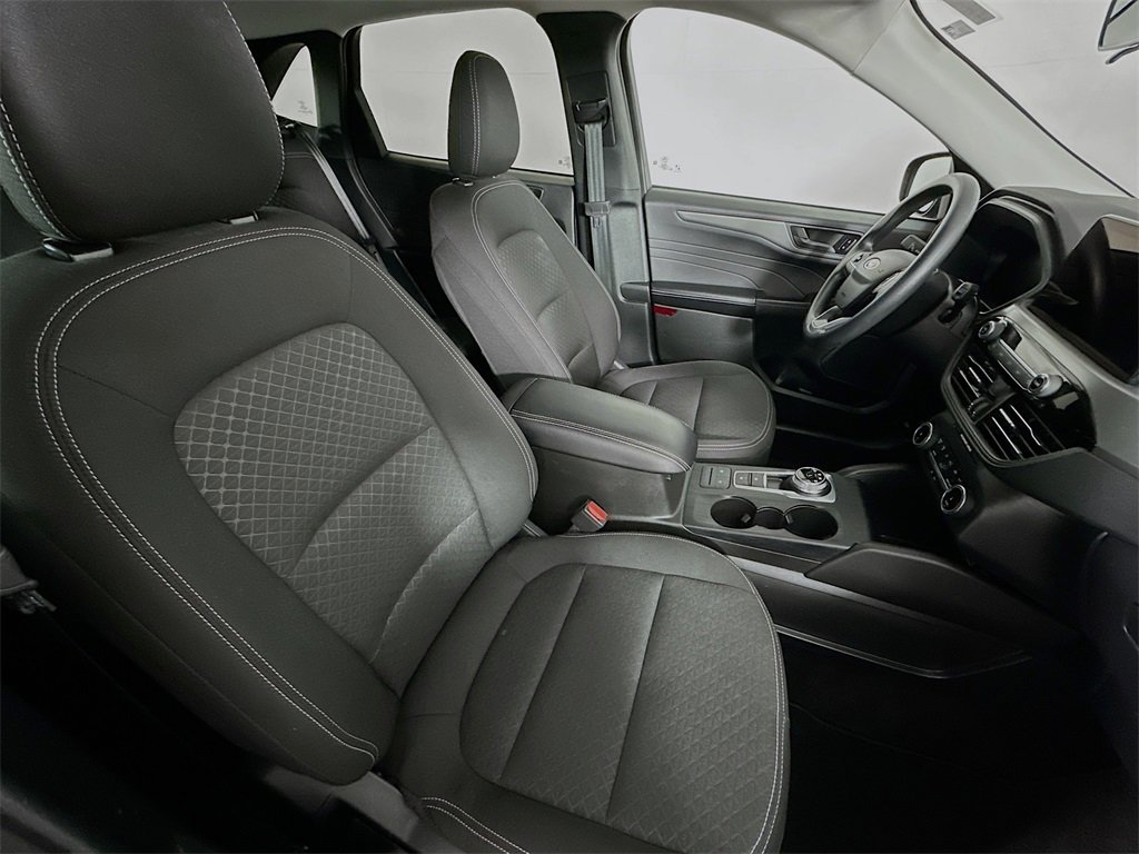 Used 2025 Ford Escape Active image 26