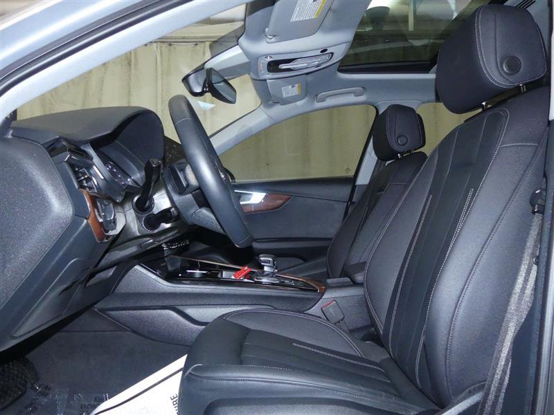 Used 2023 Audi A4 2.0T Premium w/ Convenience Package image 20