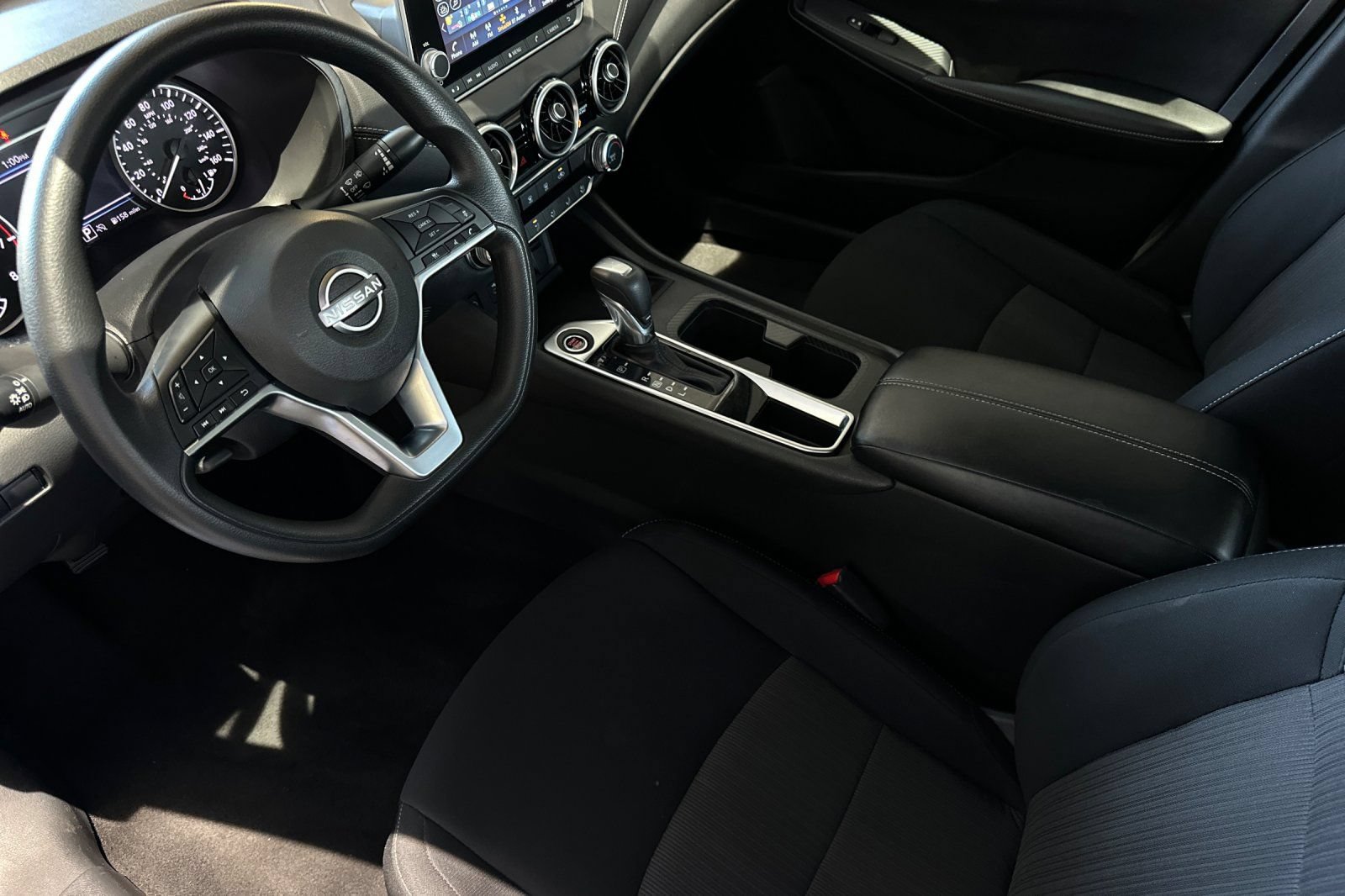 Used 2024 Nissan Sentra SV FWD image 10