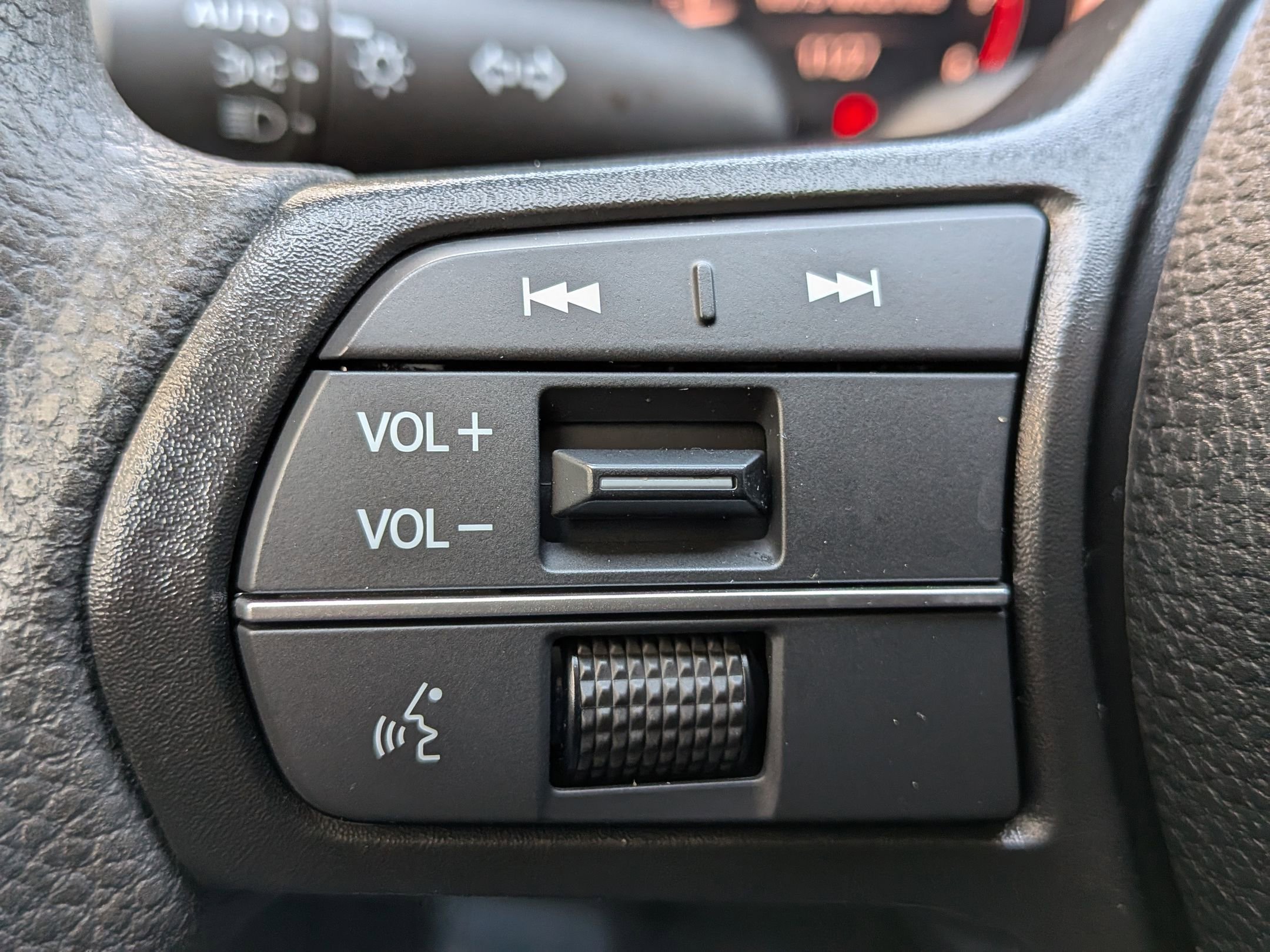 Certified 2025 Honda Accord SE image 14