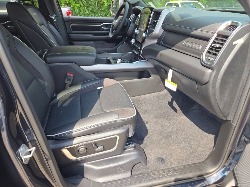 New 2027 RAM 1500 Laramie w/ Night Edition AWD/4WD image 6