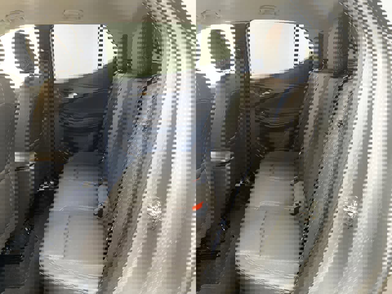 Used 2025 Buick Encore GX Preferred image 17