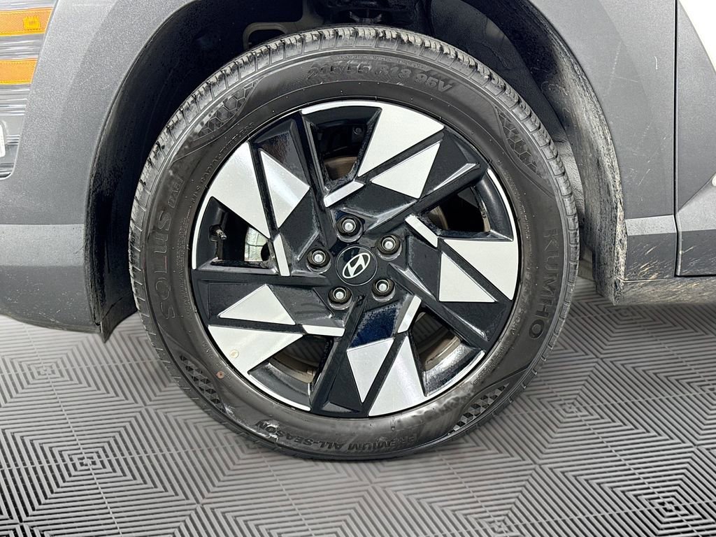 Used 2025 Hyundai Kona SEL FWD image 32