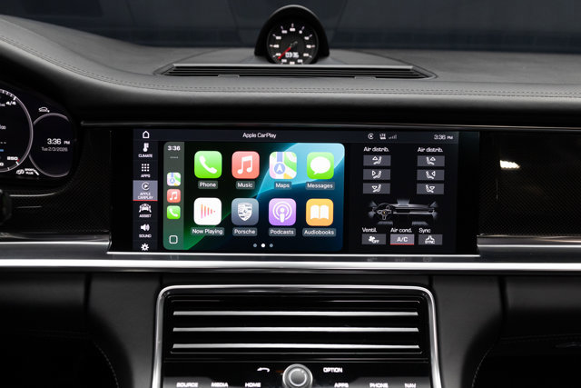 Used 2020 Porsche Panamera GTS w/ Premium Package Plus image 8