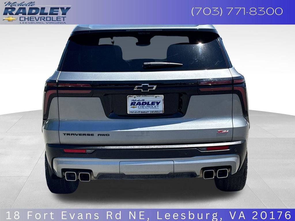 Used 2024 Chevrolet Traverse Z71 w/ Enhanced Driving Package AWD/4WD image 4