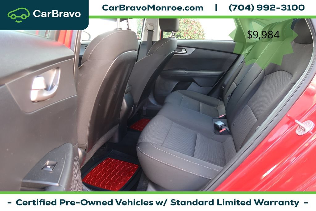 Used 2020 Kia Forte LXS FWD image 28