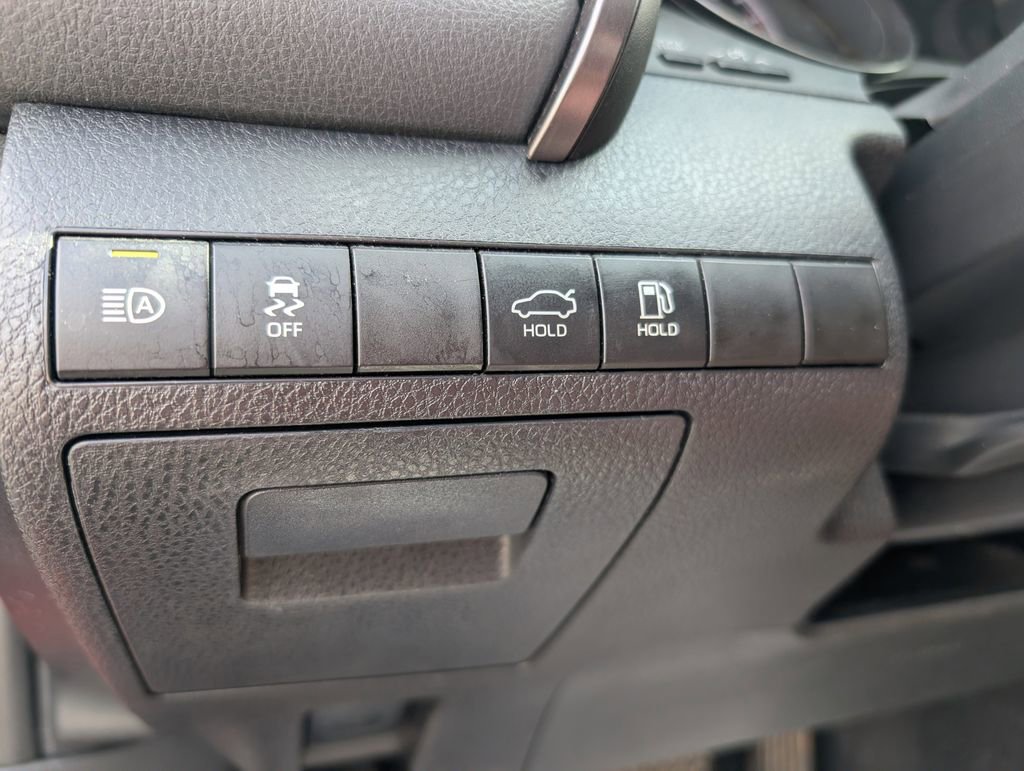 Used 2023 Toyota Camry SE w/ Convenience Package image 24