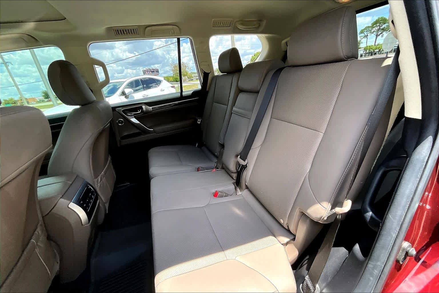 Used 2022 Lexus GX 460 Premium w/ Premium Plus Package AWD/4WD image 21