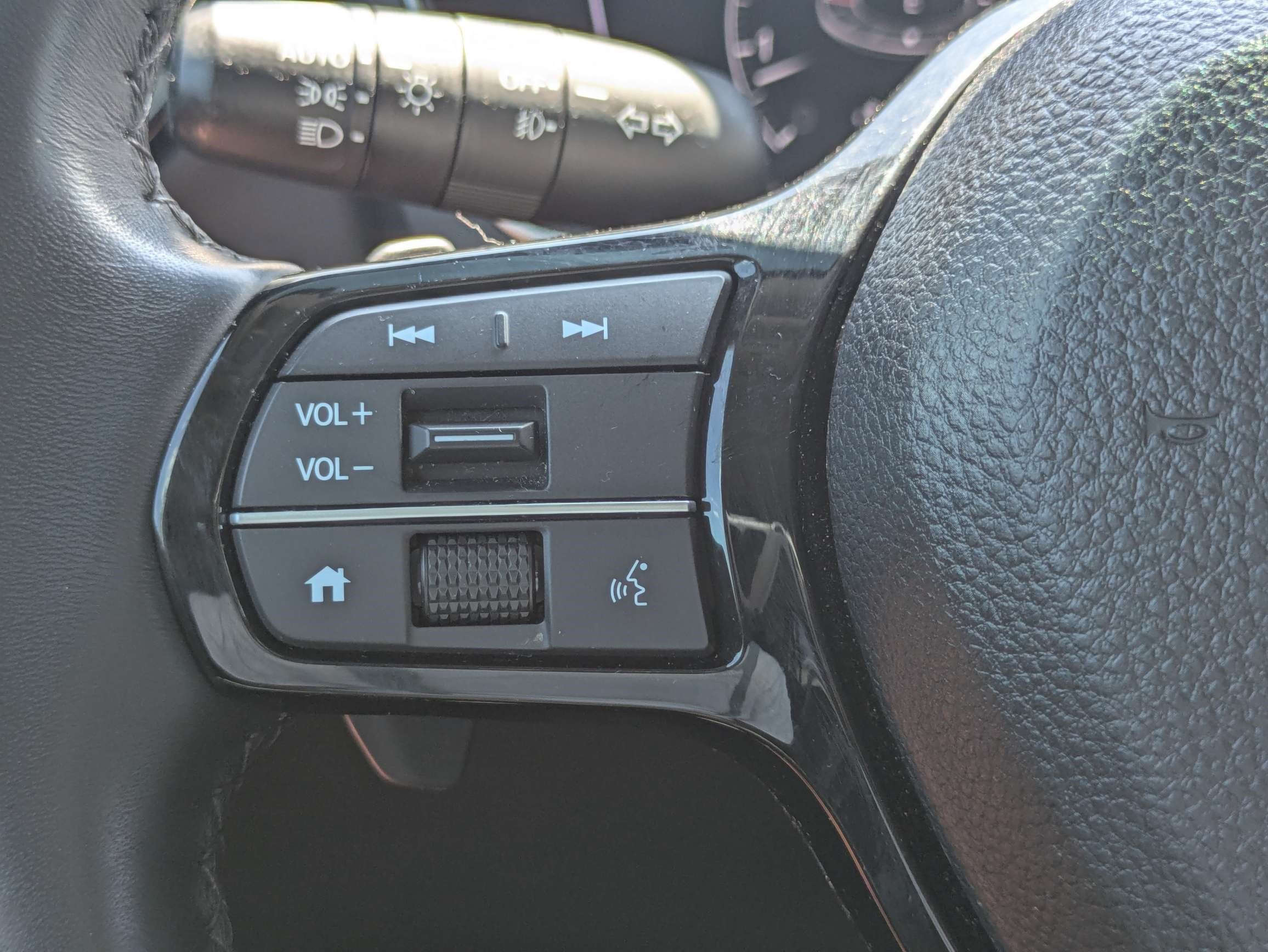Certified 2023 Honda Pilot Touring image 33