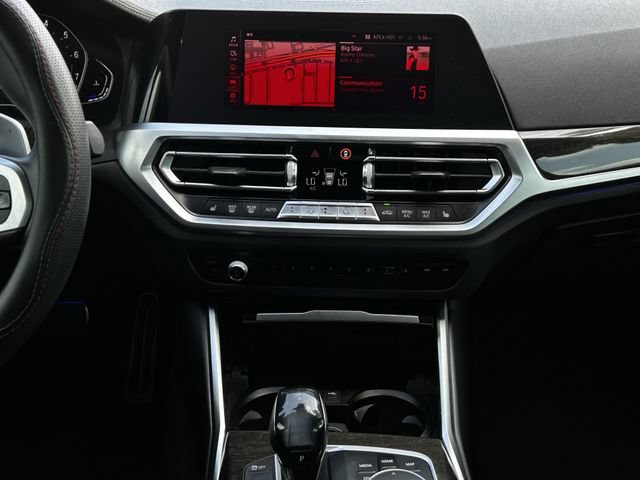 Used 2021 BMW 330i Sedan w/ M Sport Package RWD image 17
