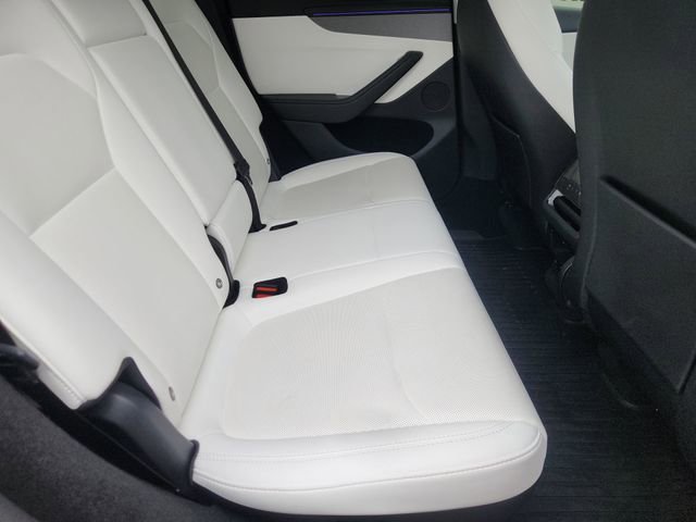 Used 2026 Tesla Model Y 2WD image 26