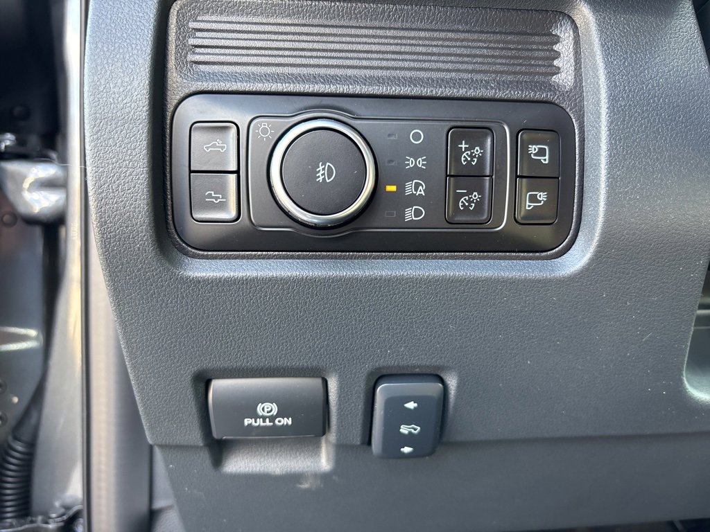 New 2026 Ford F250 Platinum w/ FX4 Off-Road Package image 22