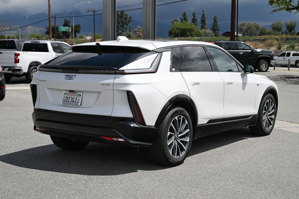 Used 2024 Cadillac Lyriq Sport RWD image 4