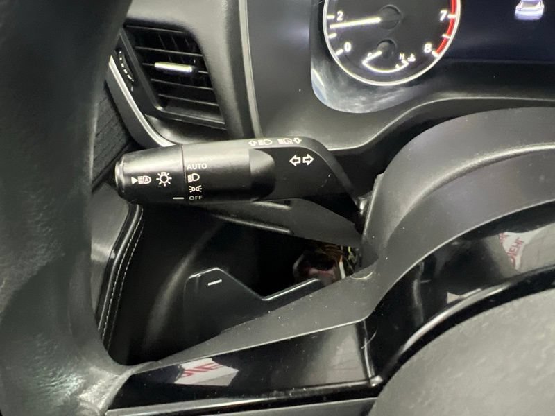 Used 2023 Nissan Rogue SV AWD/4WD image 19