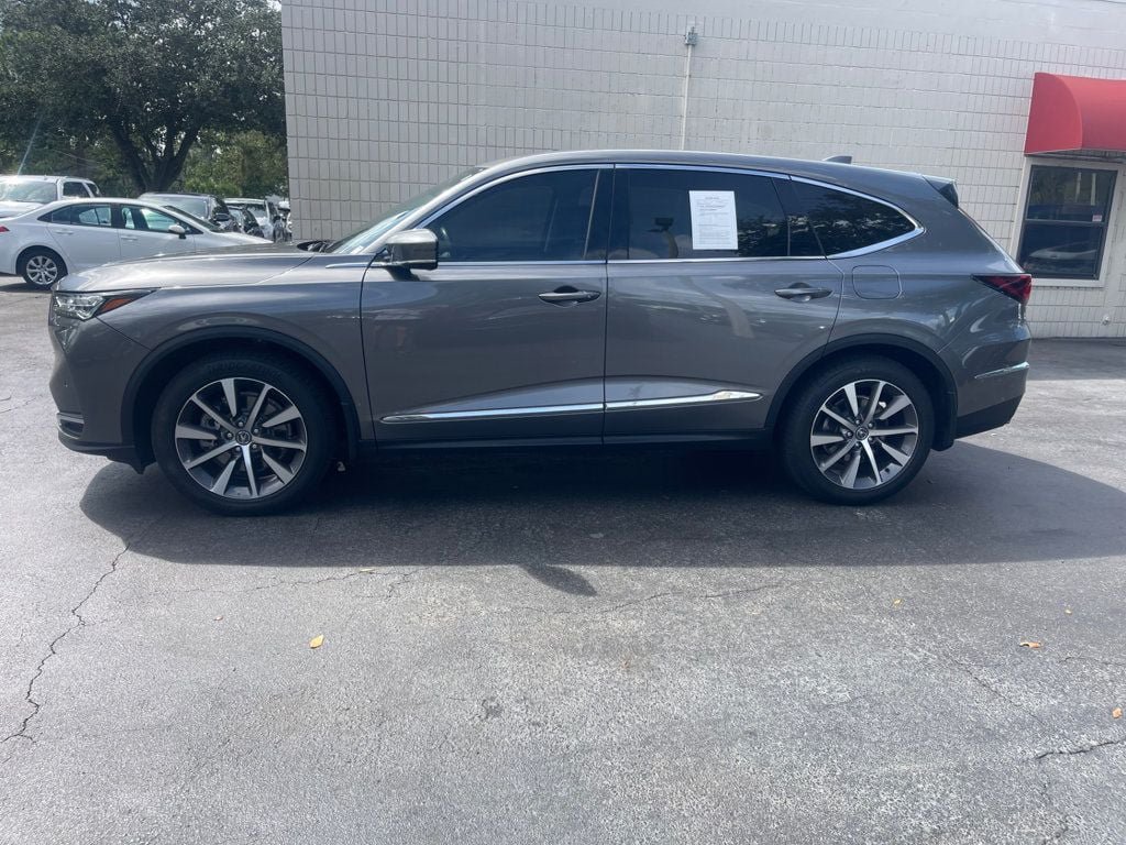 Used 2025 Acura MDX w/ Technology Package AWD/4WD image 2