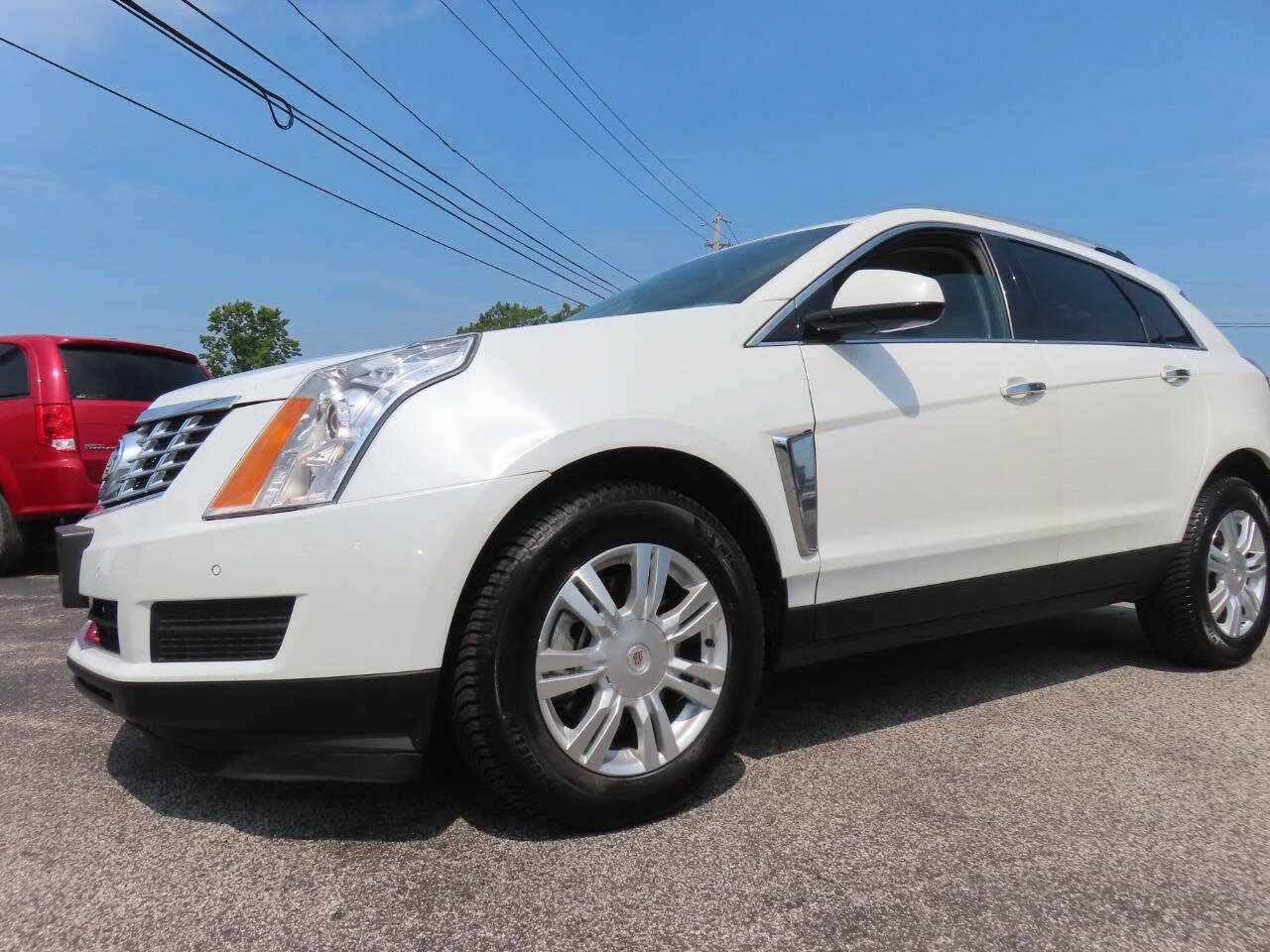 Used 2016 Cadillac SRX Luxury w/ Driver Awareness Package FWD image 4
