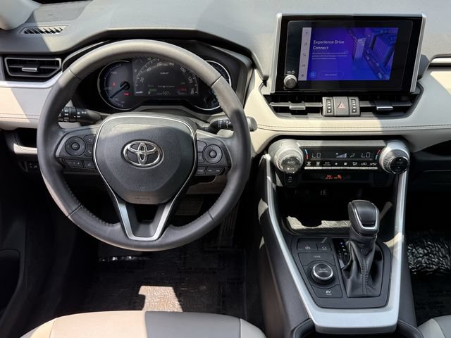 Certified 2023 Toyota RAV4 XLE Premium AWD/4WD image 11
