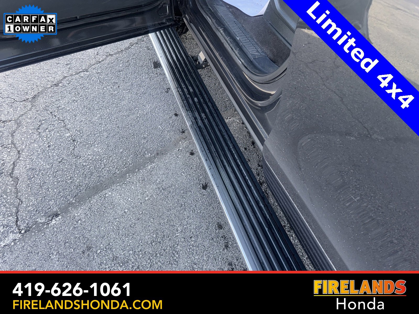 Used 2022 Ford Expedition Limited image 11