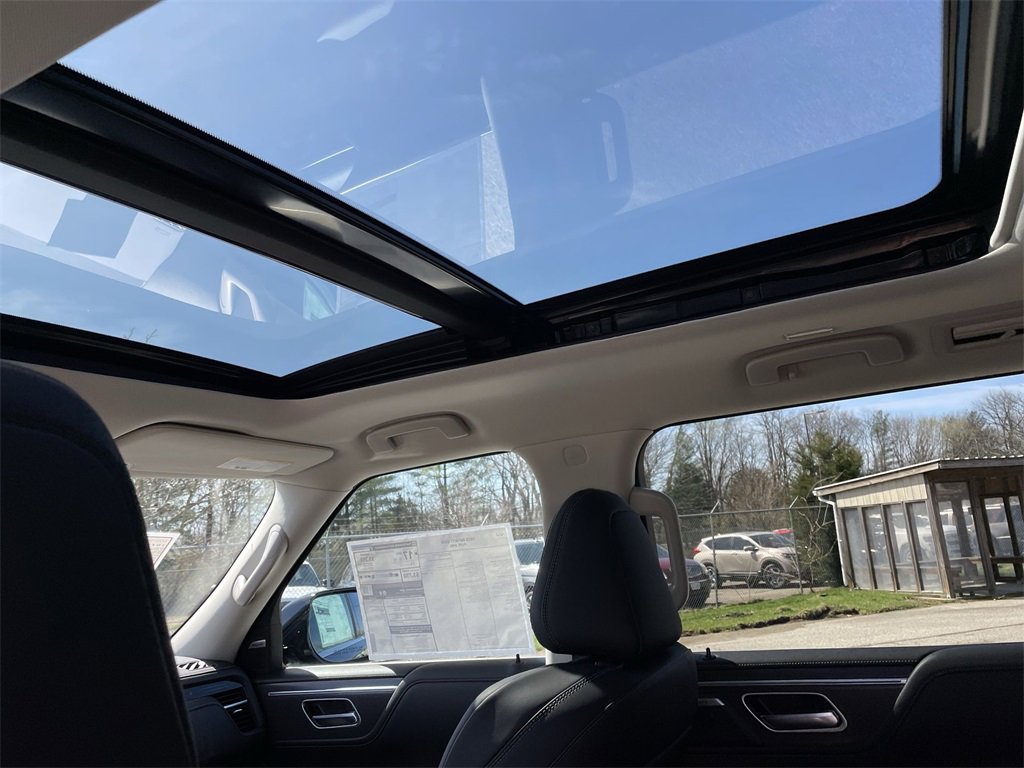 Used 2025 INFINITI QX80 Pure image 18