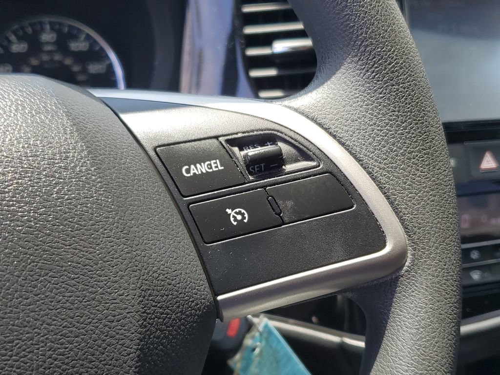 Used 2018 Mitsubishi Outlander ES AWD/4WD image 23