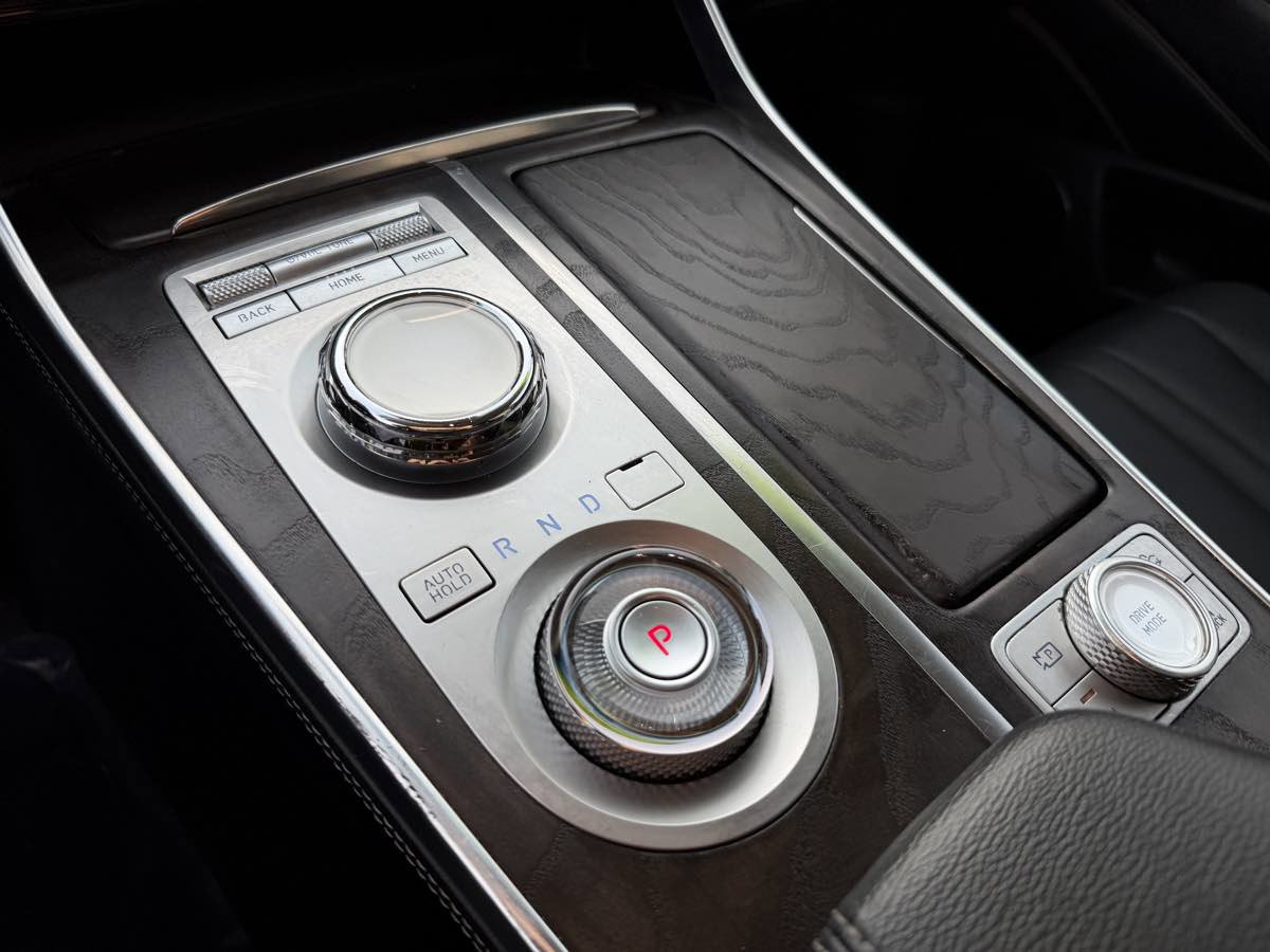 Used 2024 Genesis GV80 2.5T image 31