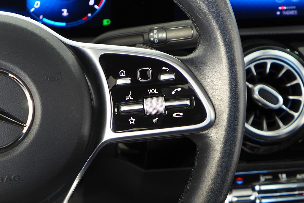 Used 2020 Mercedes-Benz CLA 250 image 28