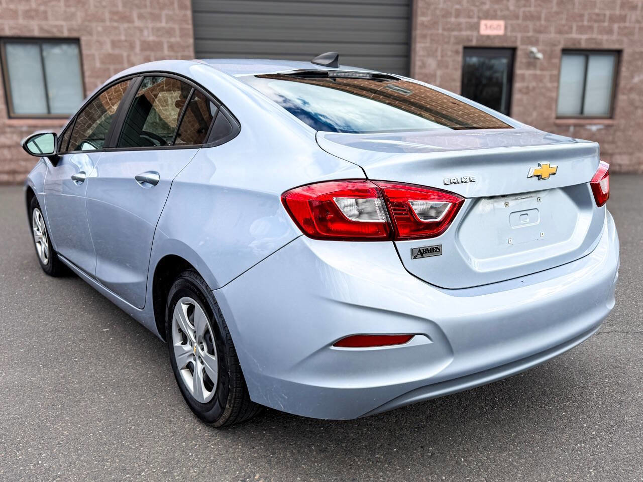 Used 2017 Chevrolet Cruze LS image 8