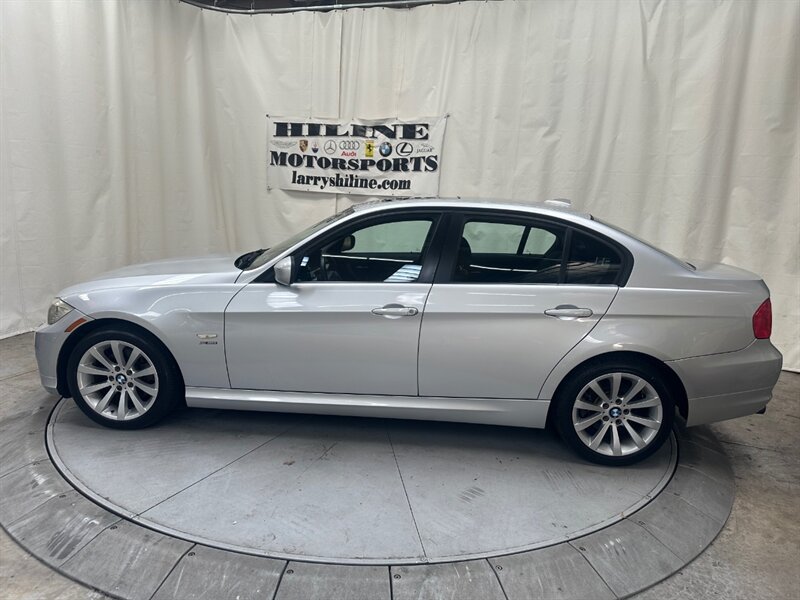 Used 2011 BMW 328i xDrive Sedan w/ Premium Pkg 2 AWD/4WD image 1
