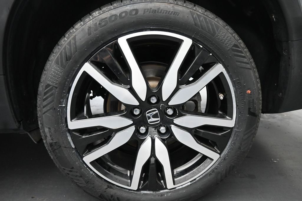 Used 2022 Honda Pilot Touring image 15