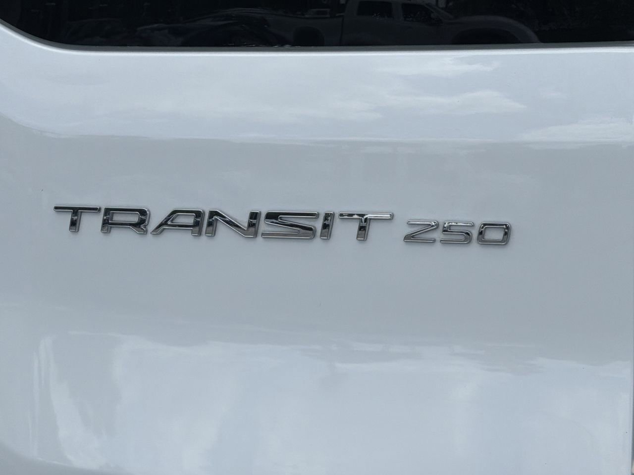 Used 2025 Ford Transit 250 Low Roof w/ Exterior Upgrade Package RWD image 9