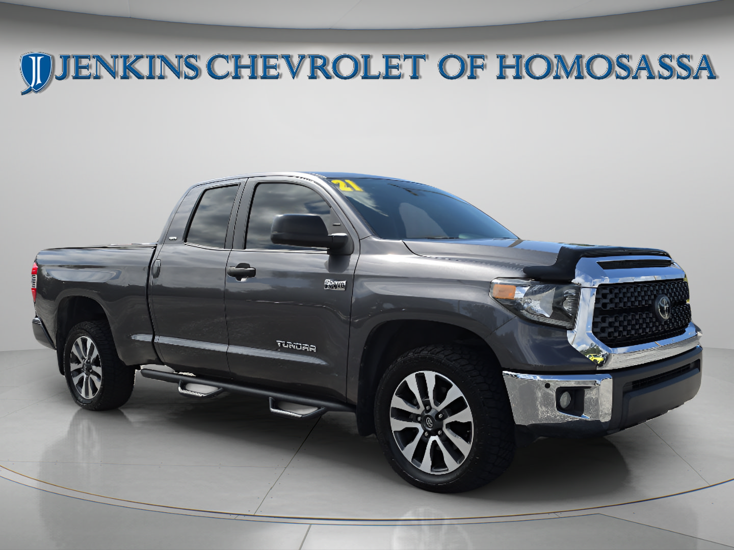 Used 2021 Toyota Tundra SR5 RWD image 2