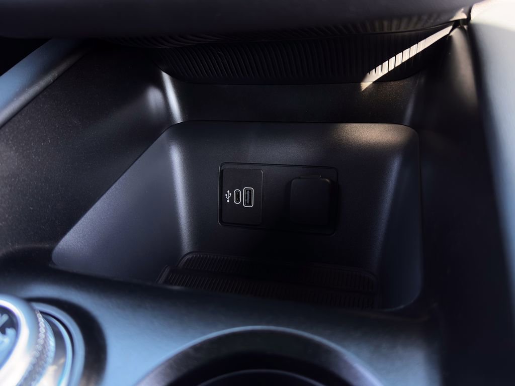 New 2026 Ford Explorer ST-Line w/ ST-Line Street Pack image 11