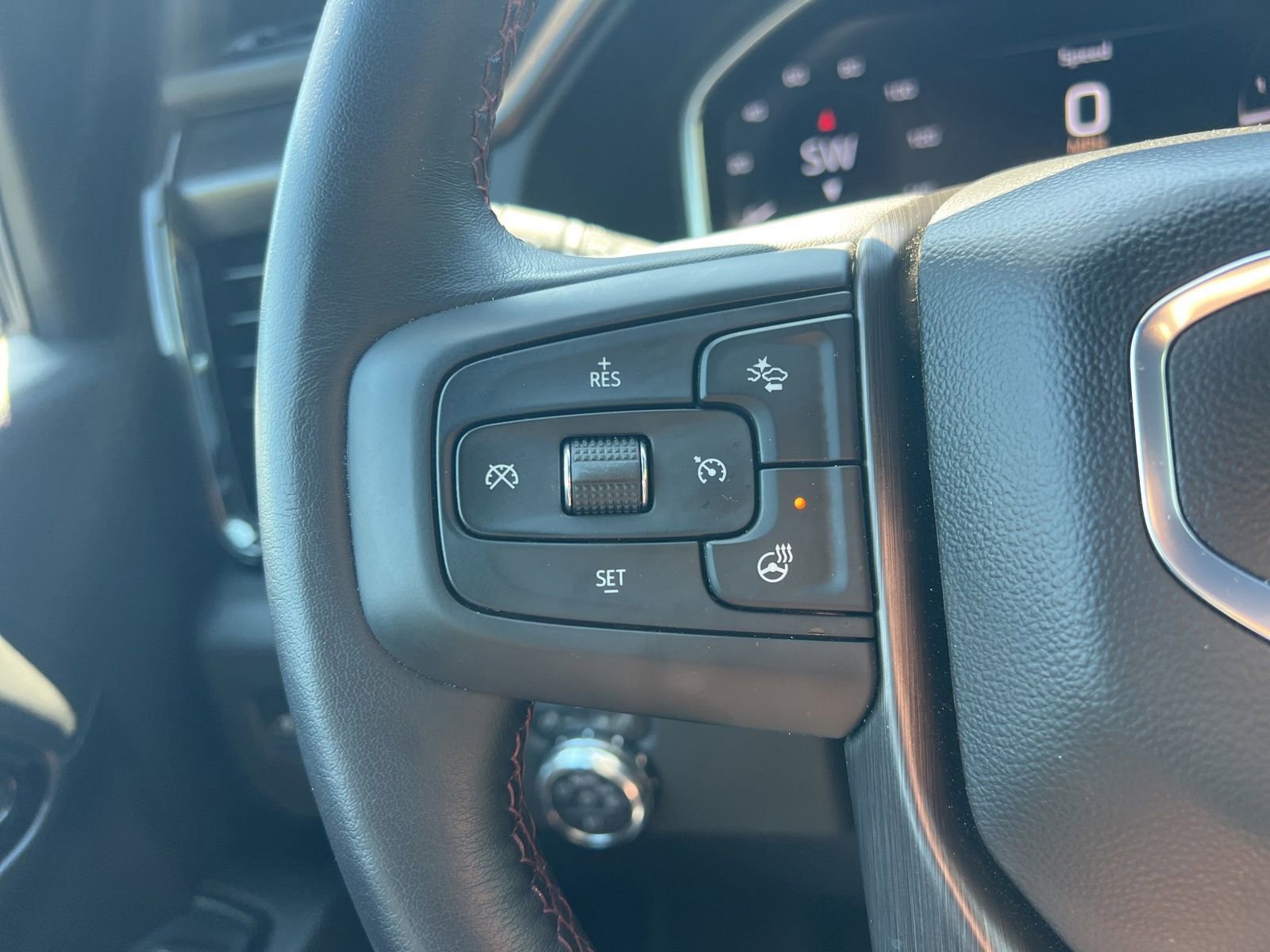 Used 2025 GMC Sierra 2500 AT4X w/ AT4X AEV Edition AWD/4WD image 21