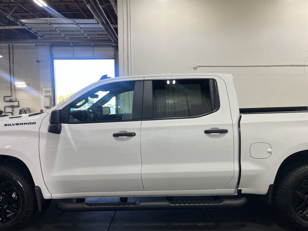 New 2026 Chevrolet Silverado 1500 Custom w/ Turbomax Blackout Package AWD/4WD image 11