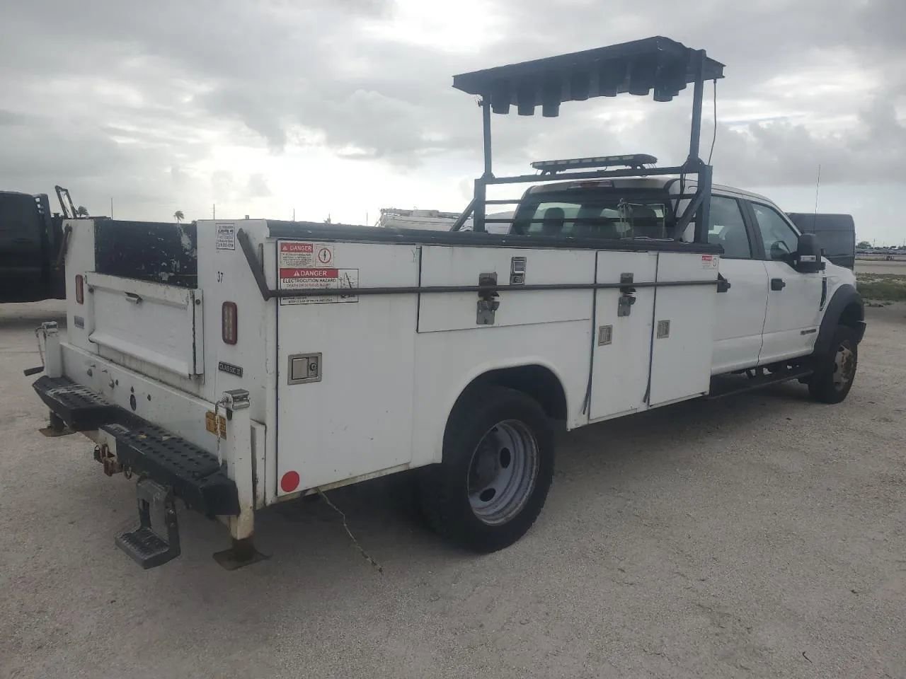 Used 2019 Ford F550 4x4 Crew Cab Super Duty image 2