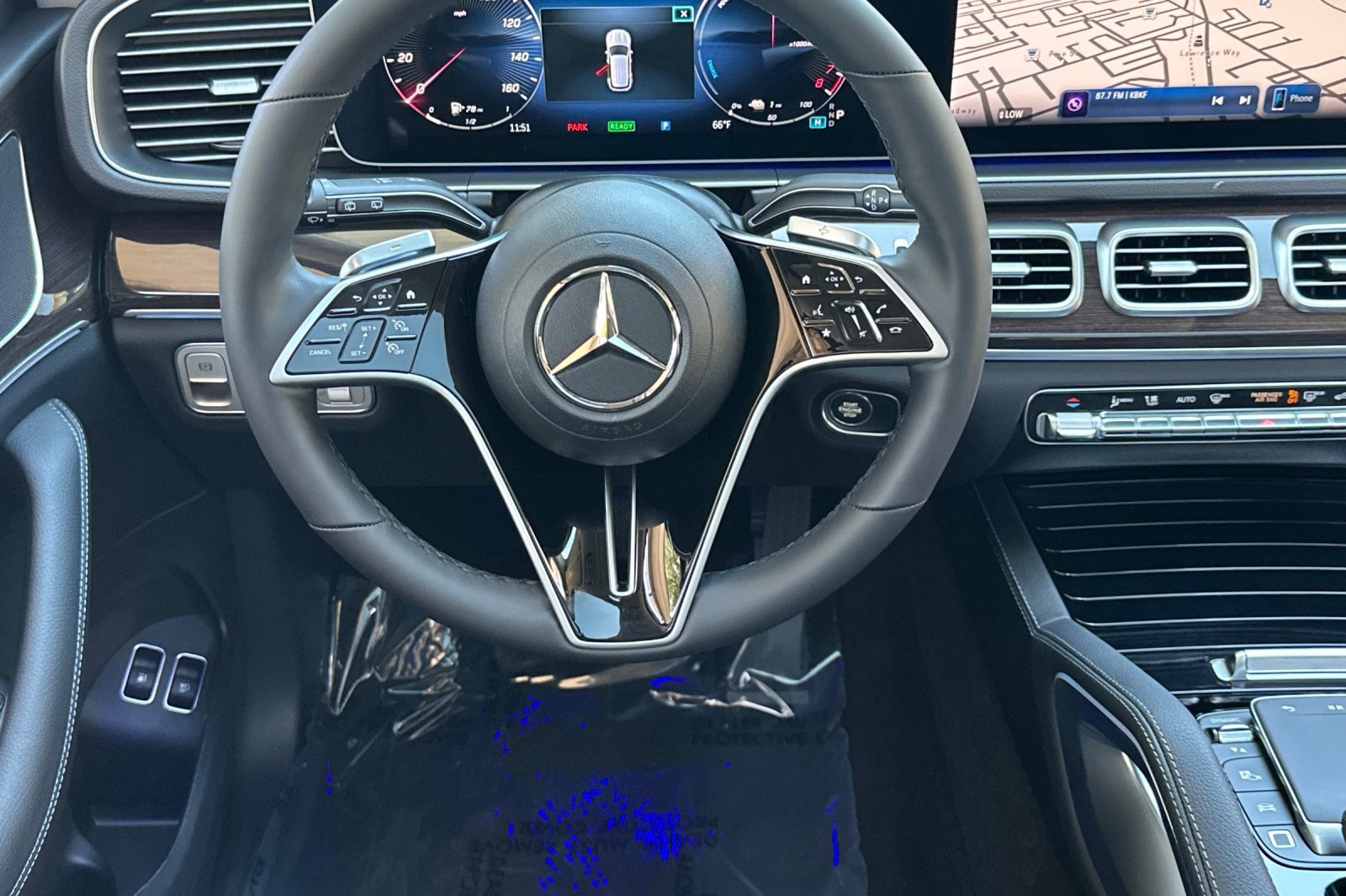 New 2026 Mercedes-Benz GLE 450e 4MATIC image 25