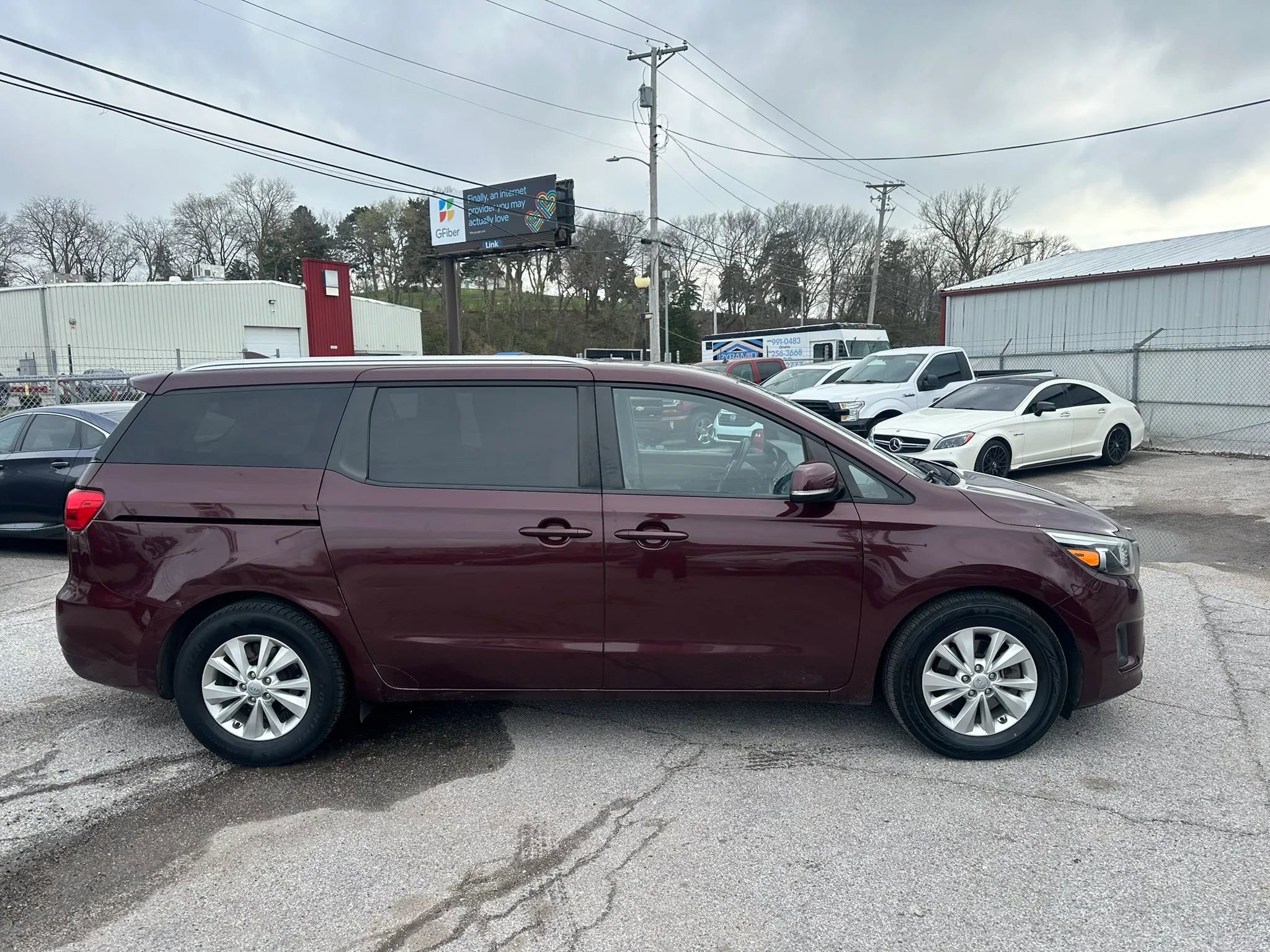 Used 2016 Kia Sedona LX w/ LX Convenience Package FWD image 6