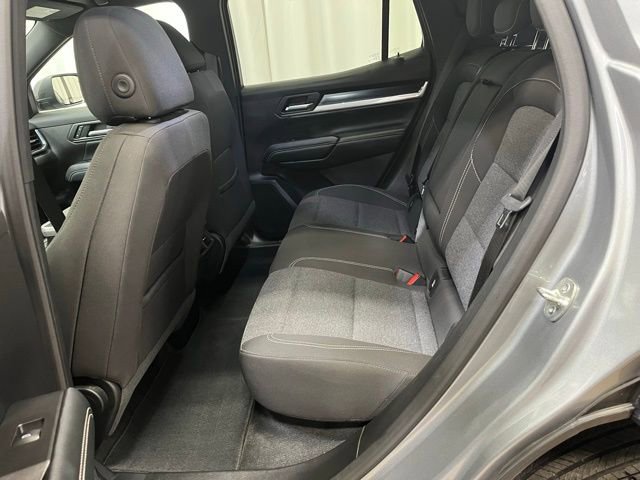 Used 2025 GMC Terrain Elevation image 26