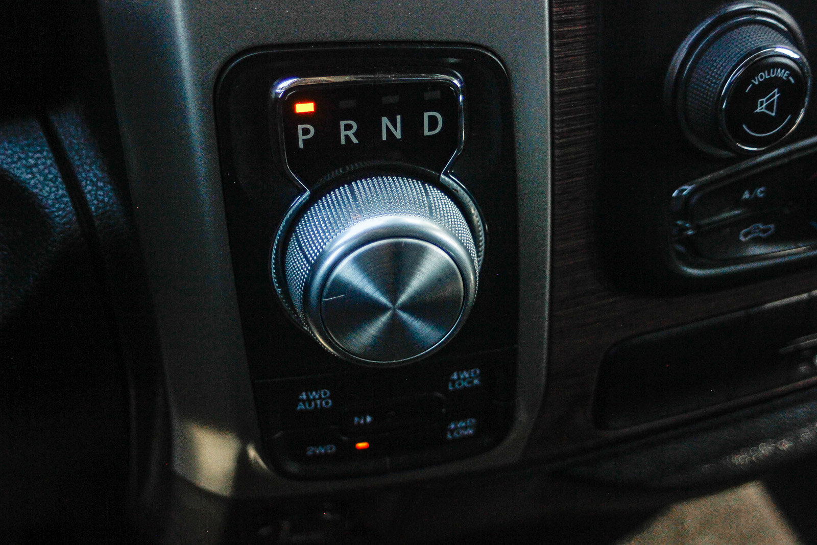 Used 2018 RAM 1500 Laramie w/ Convenience Group image 19