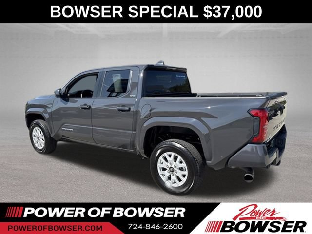 Used 2025 Toyota Tacoma SR5 AWD/4WD video 3
