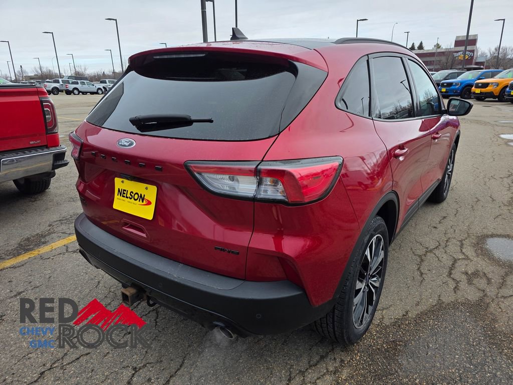 Used 2022 Ford Escape SEL w/ SEL Stealth AWD Package image 8